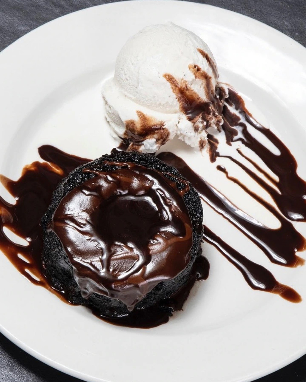 Chocolate Lava Cakes – COSORI