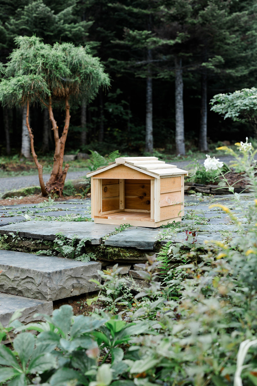 Small Outdoor Cedar Cat or Dog Feeding Station Extended Roof/NO Legs
