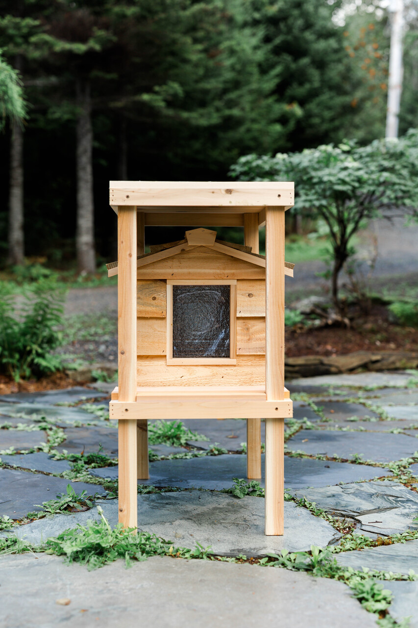 Small Cedar Insulated Cat or Small Dog House with Platform and Loft NO Extra doors/(1) Round insert