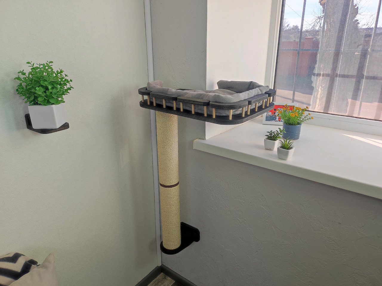Cat Wall-Mounted Bed and Scratching Post for Mounting on the LEFT side of a Window