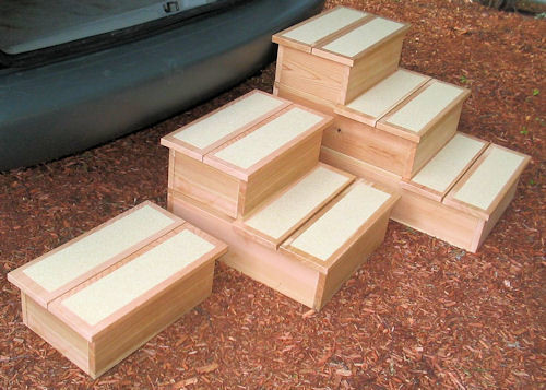 Cedar Pet Steps 1, 2 or 3 Step Height with Optional Grit Strips Standard (3) Step/Grit Strips