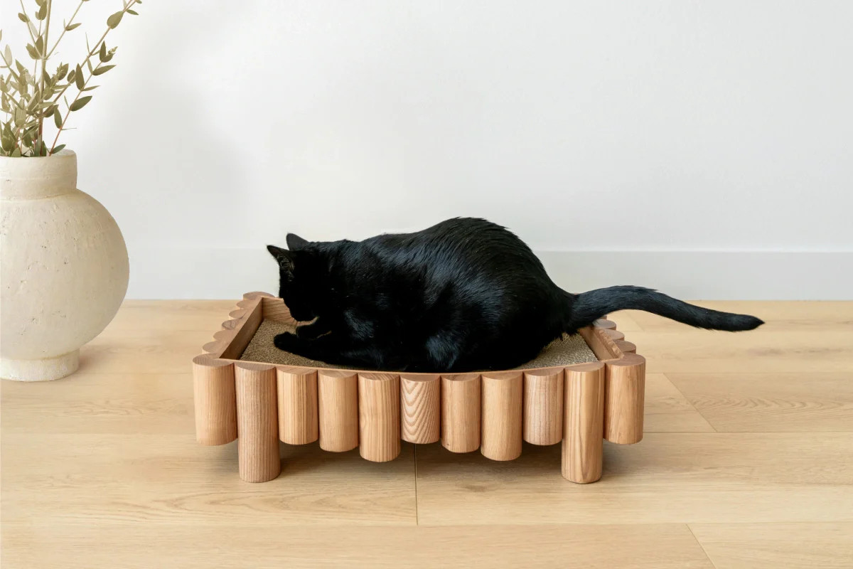 Bambu Wooden Cat Bed Scratcher Ash/(2) Bambu Refills