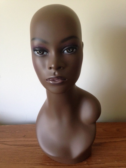 African American Female Display Head Item # MM-FB4