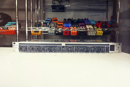 Behringer MDX 2200 Composer Pro