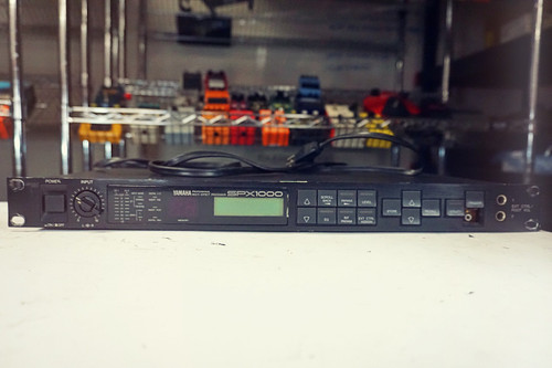 Yamaha SPX1000 Professional Multi-Effect Processor