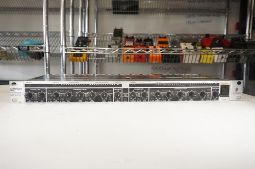 Behringer MDX2200 Composer Pro Rack