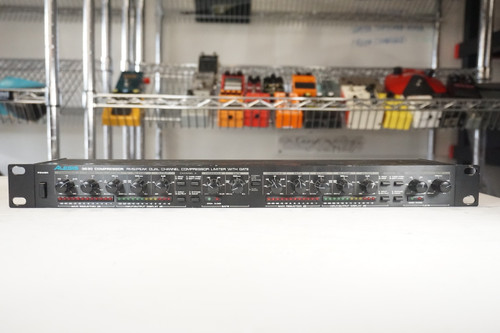 Alesis 3630 Dual-Channel Compressor /Limiter with Gate