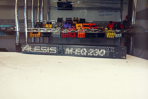 Alesis M-EQ 230 graphic EQ