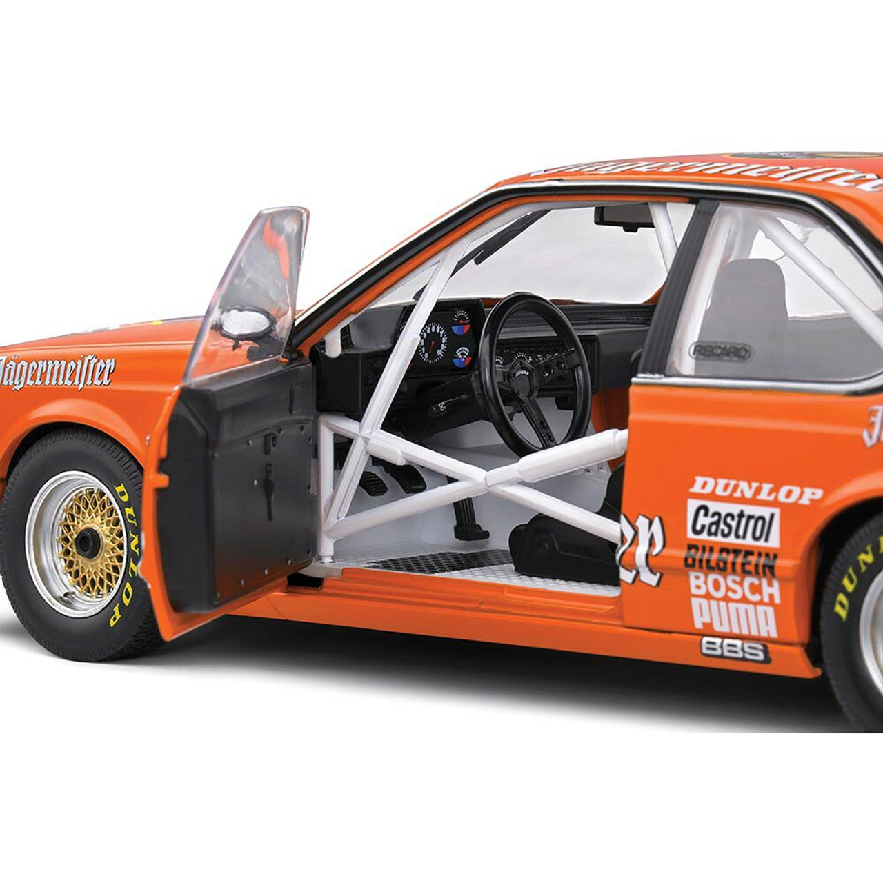 【未使用】BMW 6シリーズ　635　(E24) ミニカー 1/18 未使用】BMW 6シリーズ 635 (E24) ミニカー 1/18 未使用】BMW 6