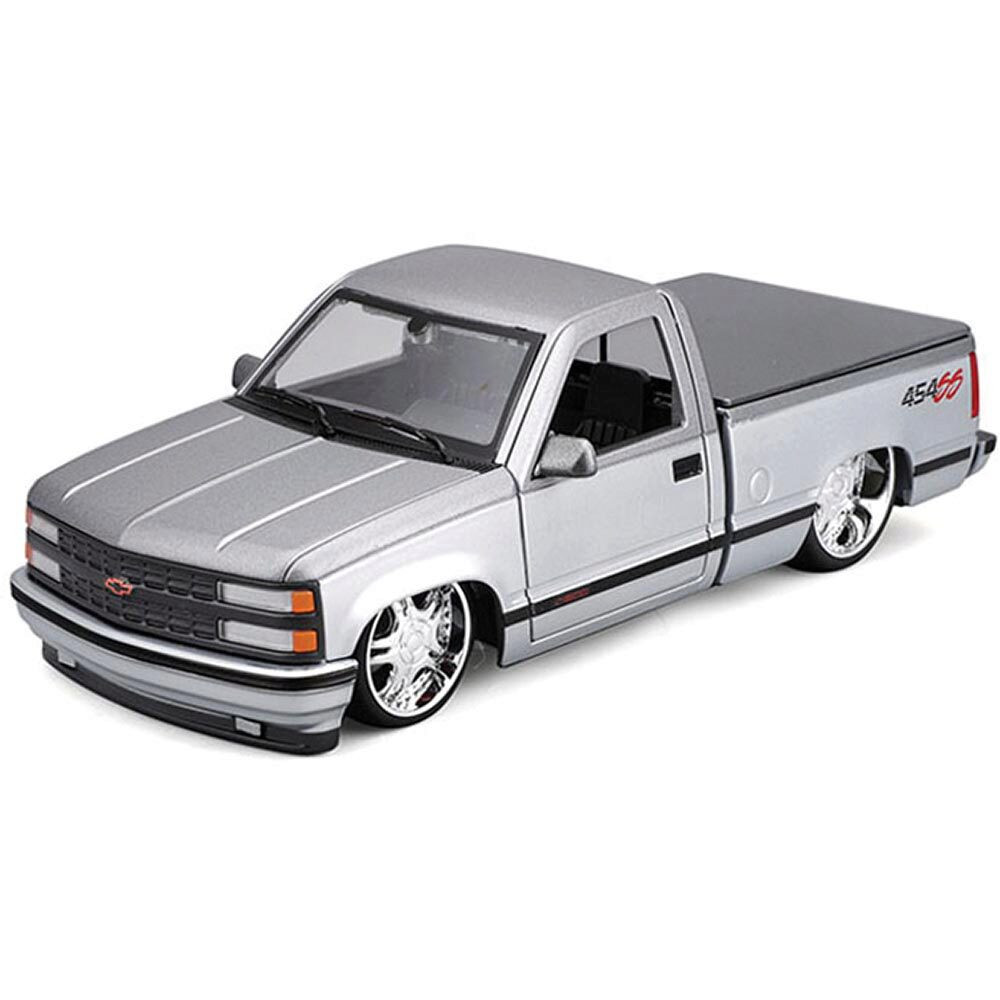 1993 Chevrolet 454 SS Pickup Custom - Silver with Grey Two Tone - Maisto  Design - Mijo Exclusives 1:24 Scale | Collectable Diecast