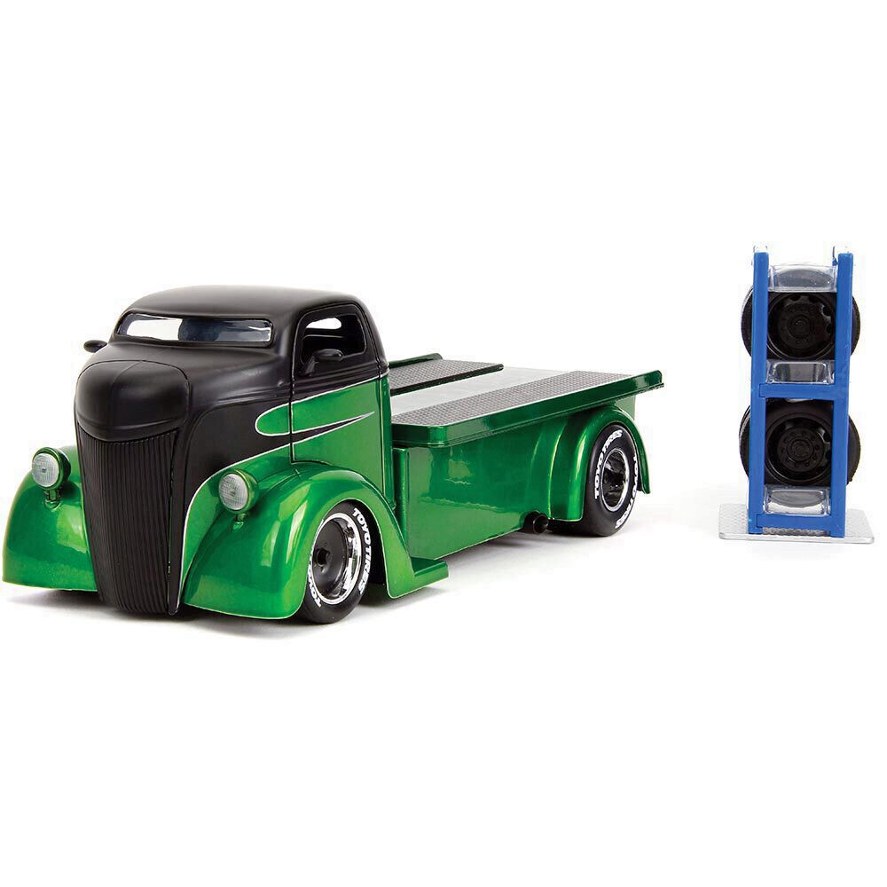 1947 Ford COE Flatbed W/ Tire Rack - Green 1:24 Scale