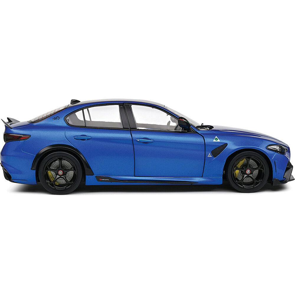 2022 Alfa Romeo Giulia GTA - Blue 1:18 Scale | Collectable