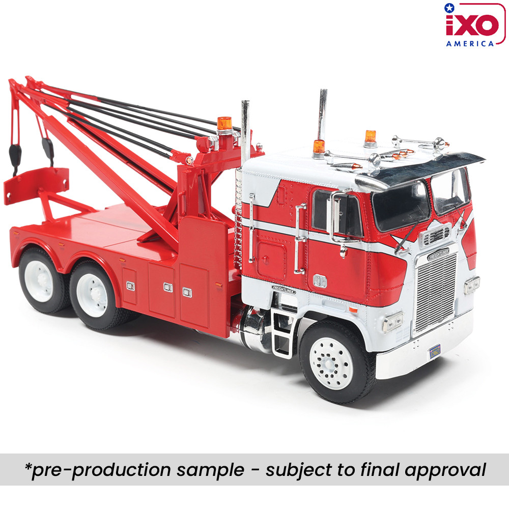 1987 Freightliner FLA Tow Truck - Red & White 1:43 Scale