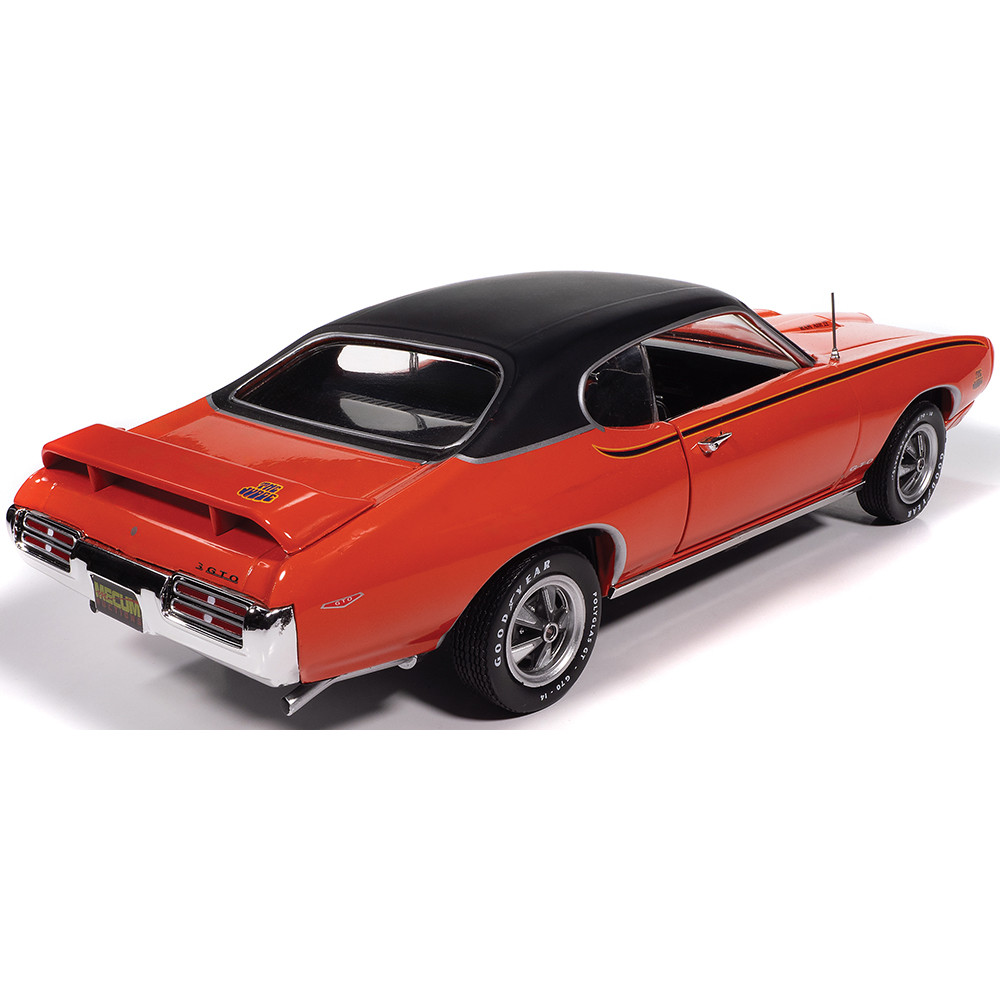 Merrygoround「REDDISH COLLECTORS NO D---」 1969 Pontiac GTO Judge Mecum Auctions - Carousel Red 1:18 Scale