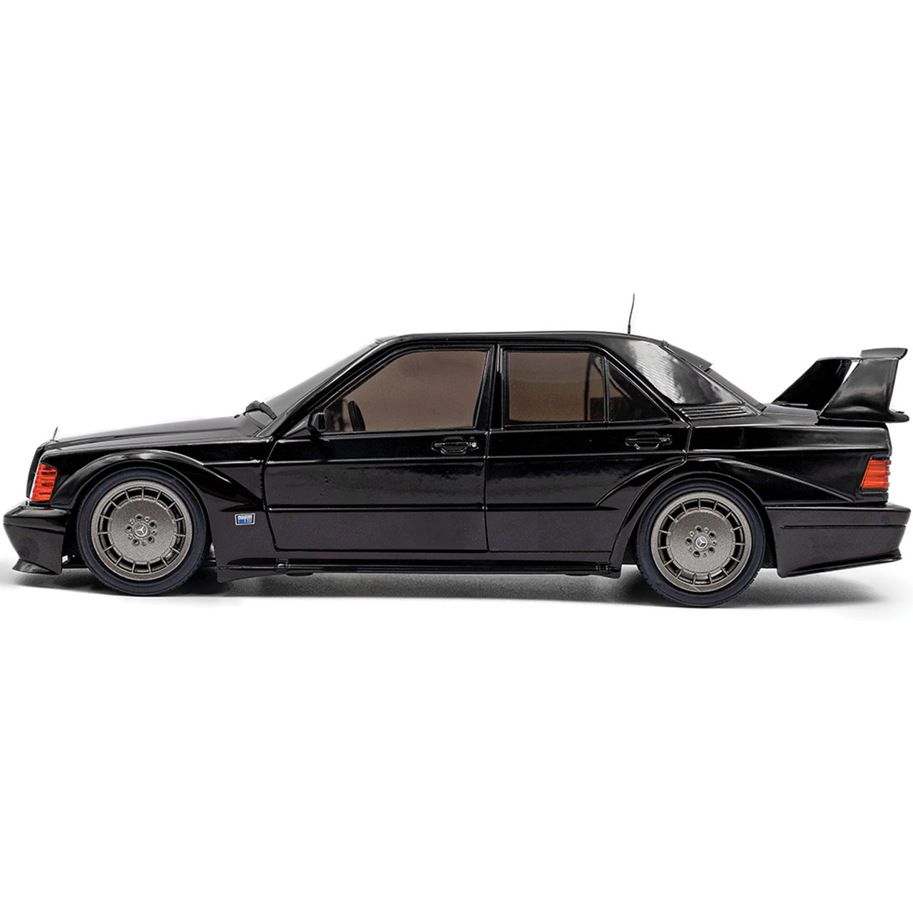 ミニカー Mercedes 190E Evolution 2 1/18 71OK2EOY0yS._UF894,1000_QL80_.jpg