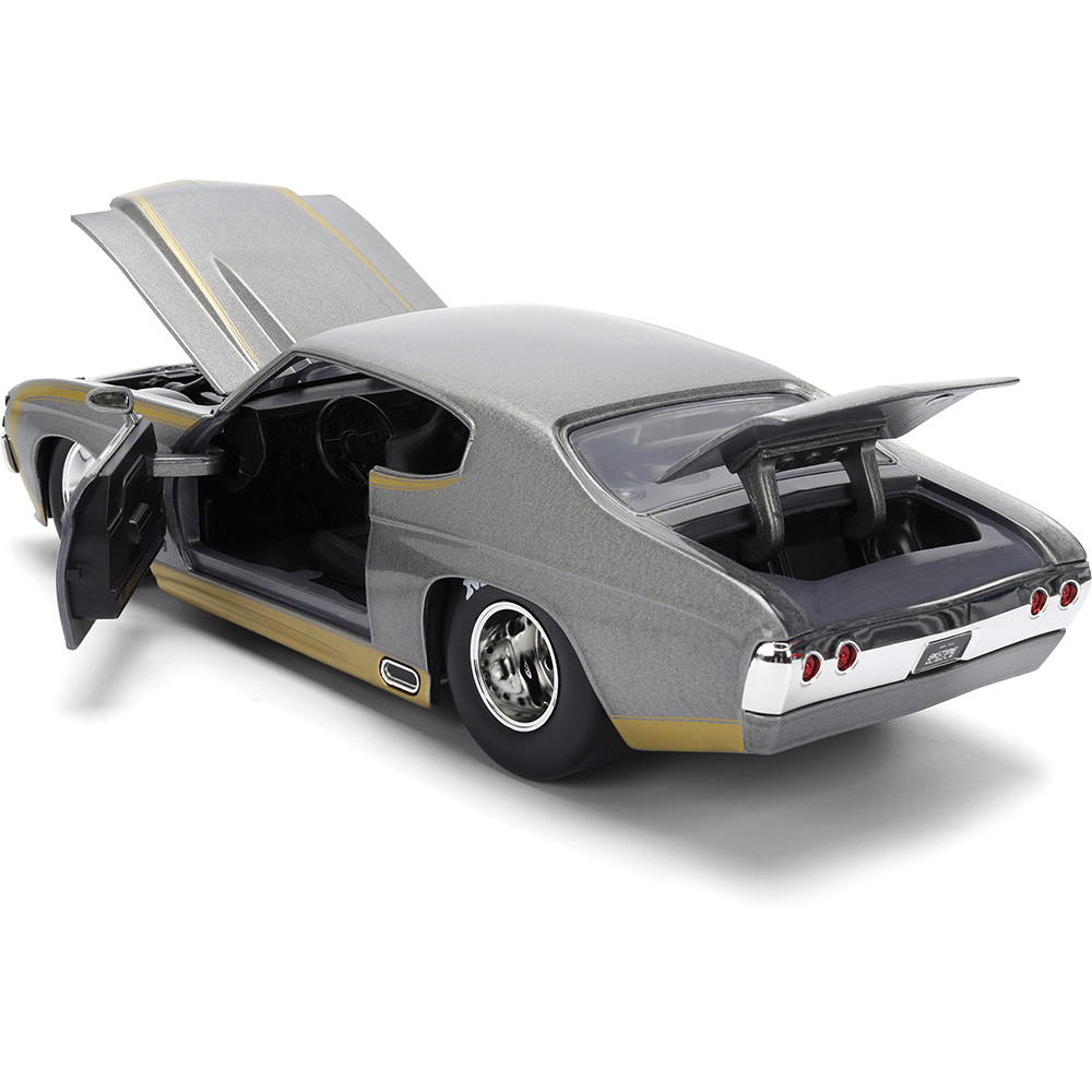 1971 Hurst Chevy Chevelle SS - Gray 1:24 Scale | Collectable Diecast