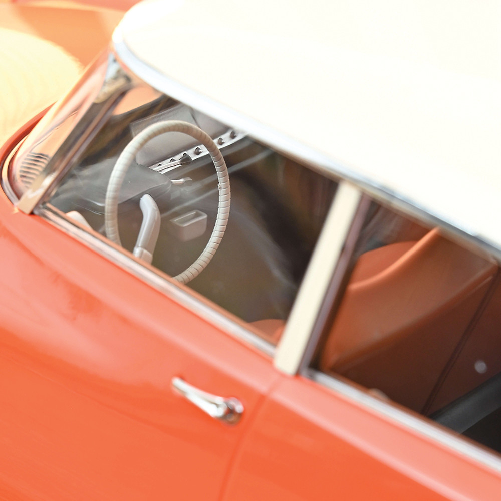 1957 Citroën ID 19 - Orange & Cream 1:12 Scale | Collectable Diecast
