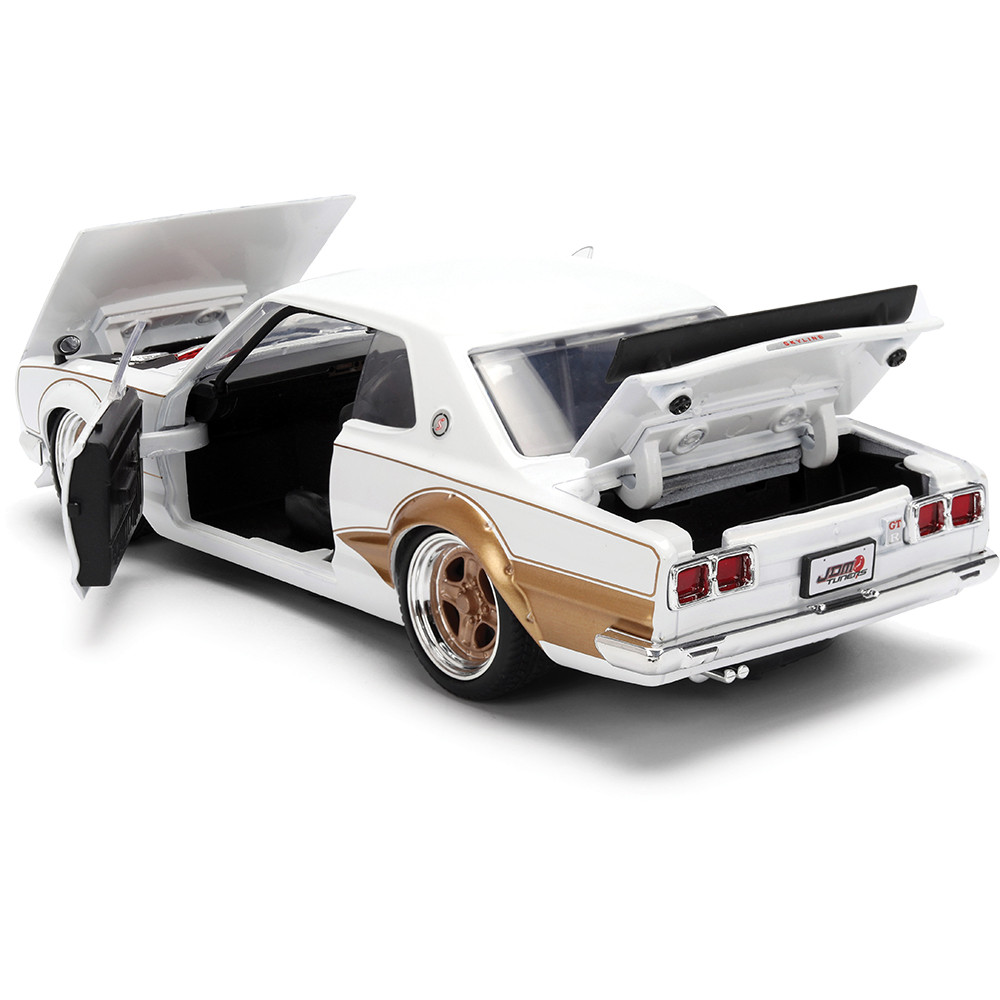 1971 Nissan Skyline 2000 GT-R - White 1:24 Scale | Collectable Diecast