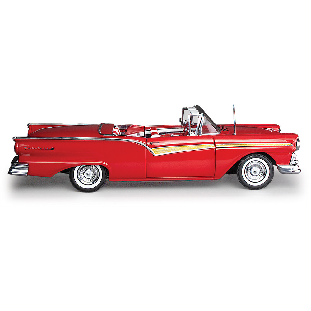 1957 Ford Fairlane 500 Skyliner-Flame Red 1:18 Scale | Collectable