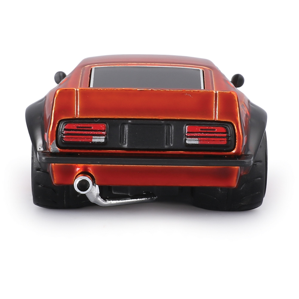 1972 Datsun 240Z - Orange - Muscle Machines 25th 1:64 Scale
