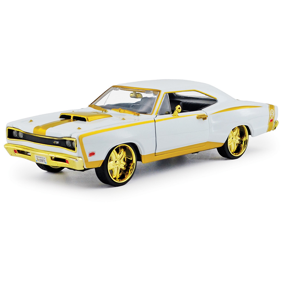 1969 Dodge Coronet Super Bee - Luxe Legends 1:24 Scale