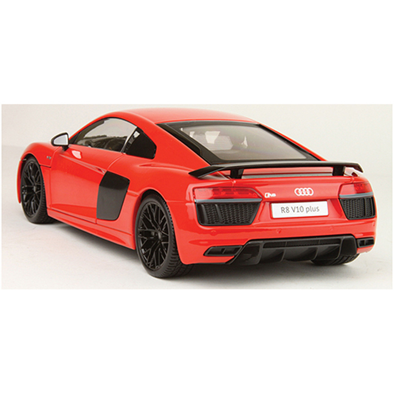 Audi R8 V10 Plus 1:18 Scale Diecast Model by Maisto | Collectable