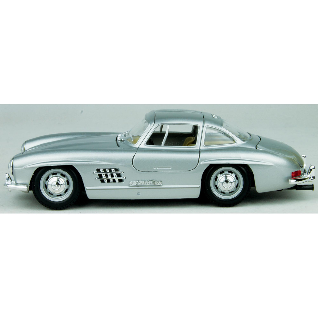 1954 Mercedes Benz 300SL 1:24スケール TAM-24338-2.jpg