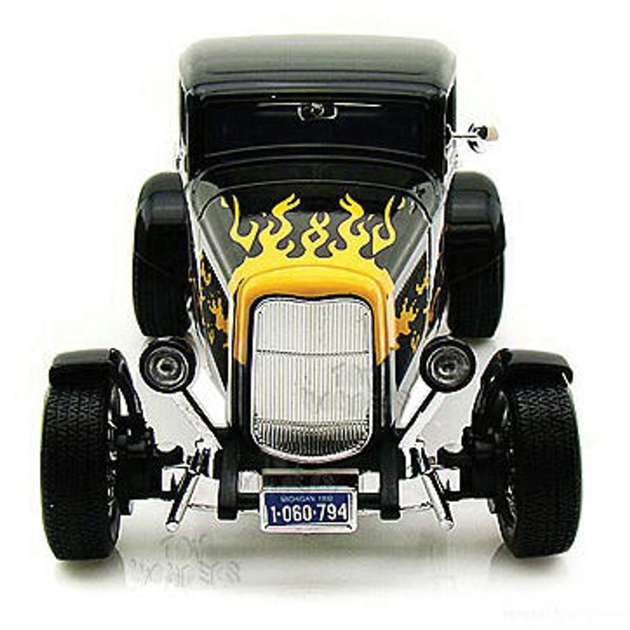 1932 Ford Hot Rod - Black Flames 1:18 Scale Diecast Model