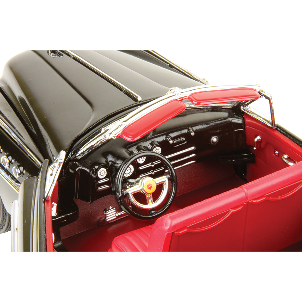 1949 Buick Roadmaster 1:18 Scale | Collectable Diecast