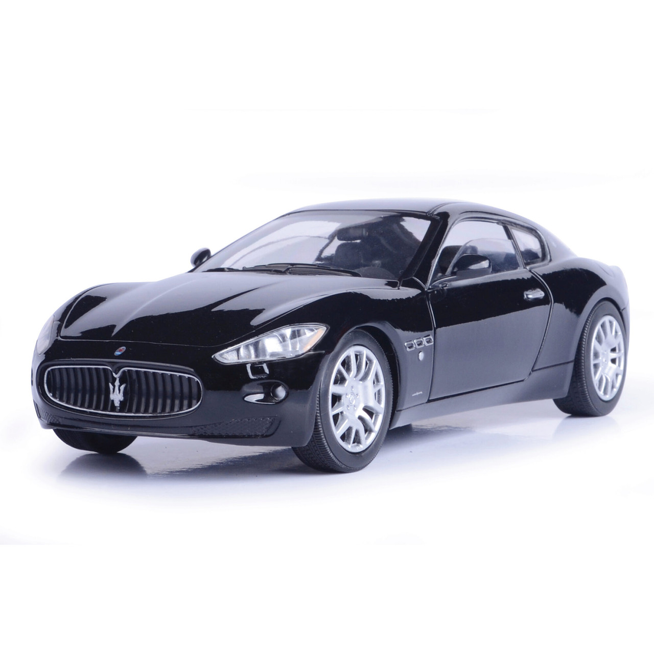 Maserati Gran Turismo 1:24 Scale Diecast Model by Motormax