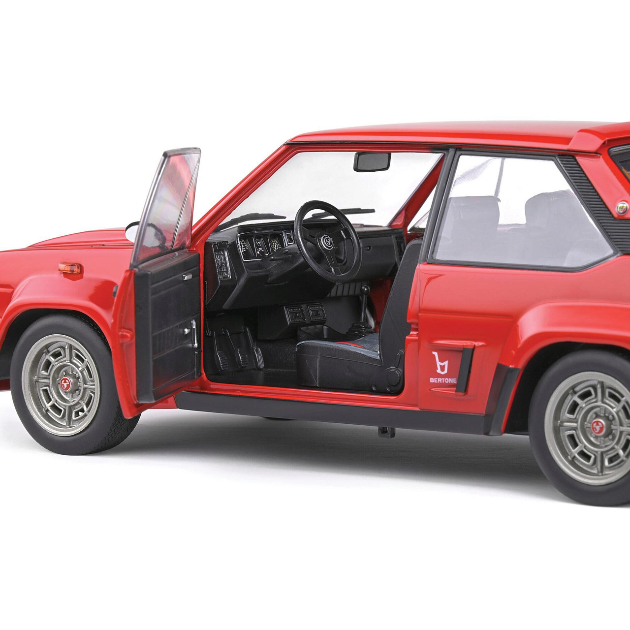 ミニカー SOLIDO FIAT131 ABARTH 1980 1/18 Fiat 131 Abarth - 1980 - Solido