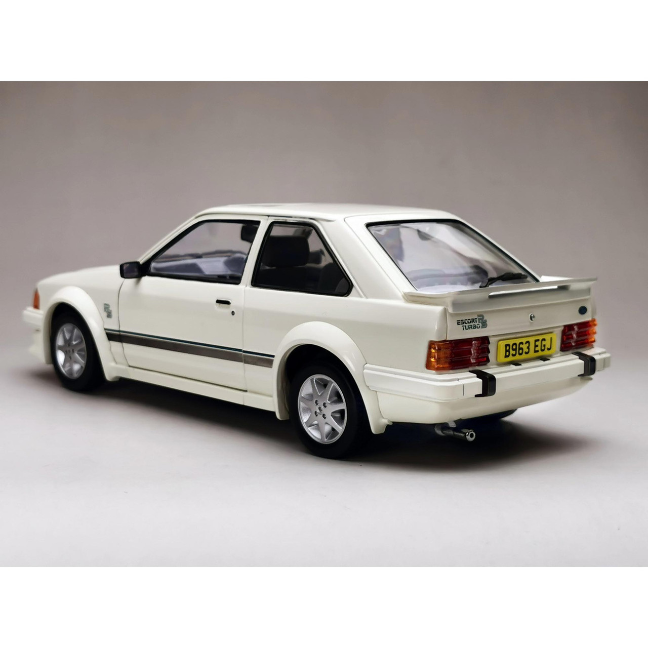 1984 Ford Escort Rs Turbo White Right Hand Drive 1 18 Scale Collectable Diecast 1984 Ford Escort Rs Turbo White Right Hand Drive 1 18 Scale Collectable Diecast