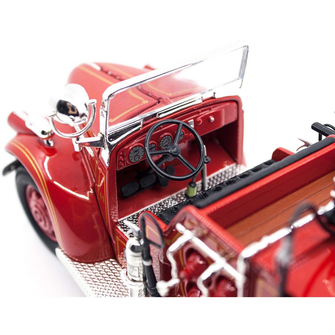 1941 GMC Fire Truck 1:24 Scale Diecast Model by Road Signature