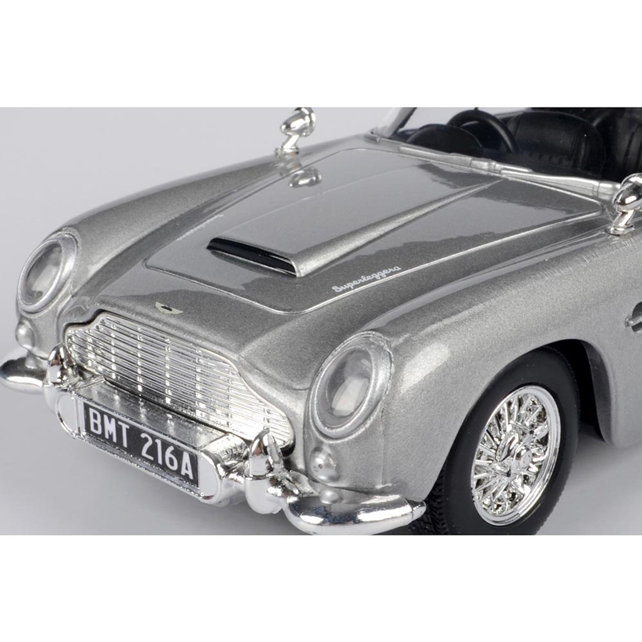 James Bond Aston Martin DB5 - Goldfinger 1:24 Scale