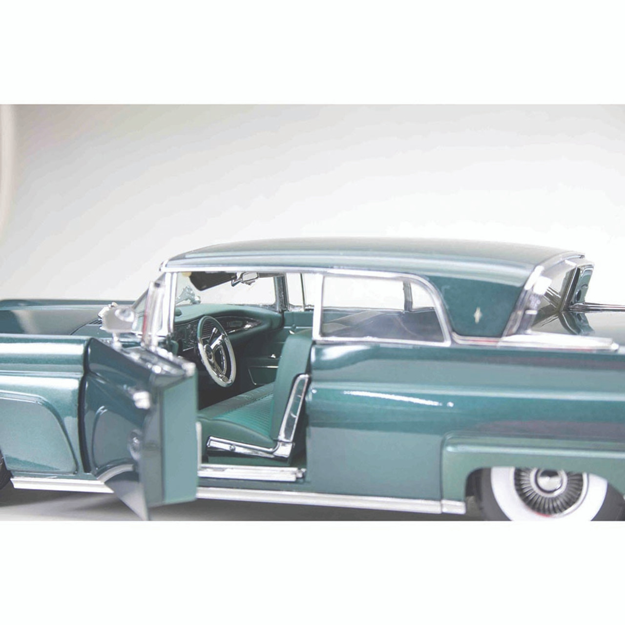 1958 Lincoln Continental MKIII Hard Top - Spruce Green 1:18 Scale