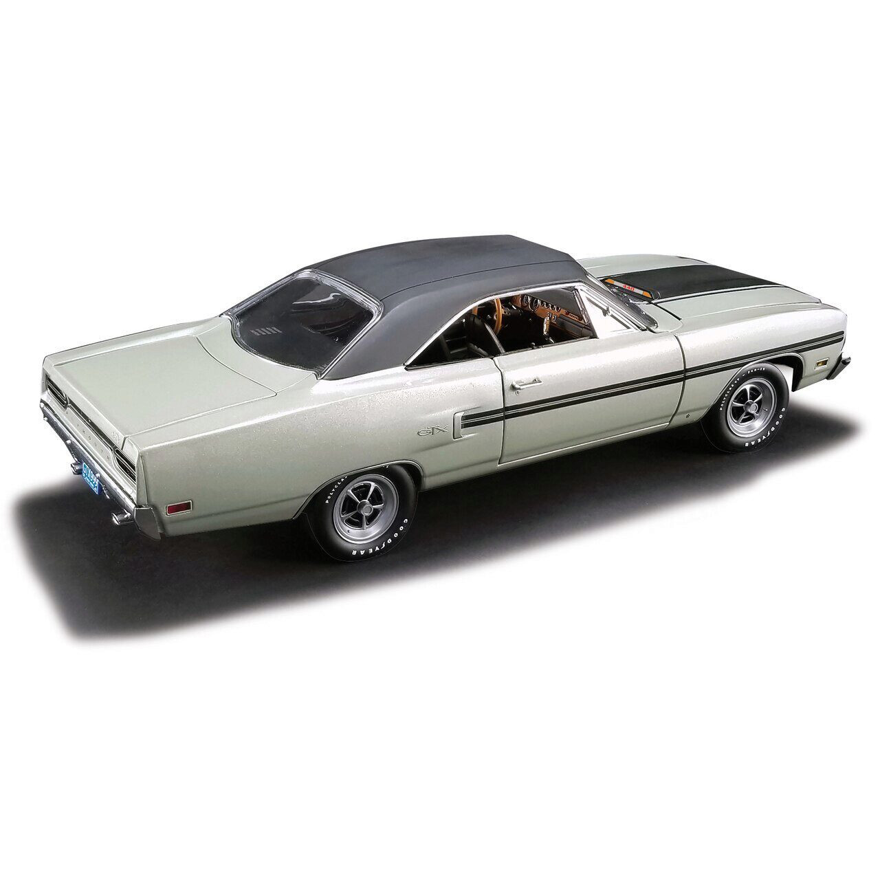 1970 Plymouth GTX 1:18 Scale Diecast Replica Model by GMP