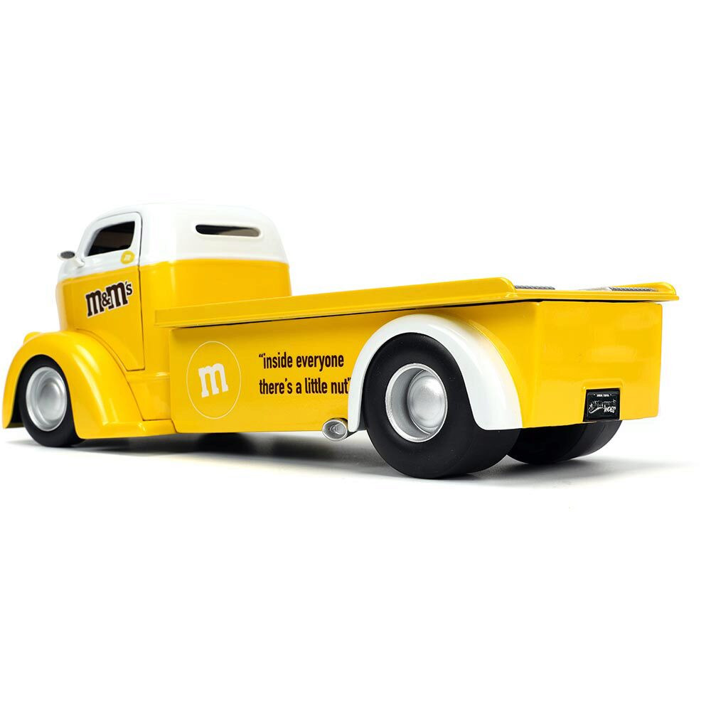 1947 Ford COE Flatbed with Yellow M&M's Figure 1:24 Scale Diecast