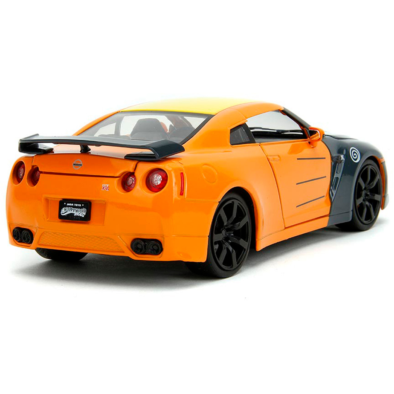 2009 Nissan GT-R (R35) w/Naruto Figure 1:24 Scale Diecast