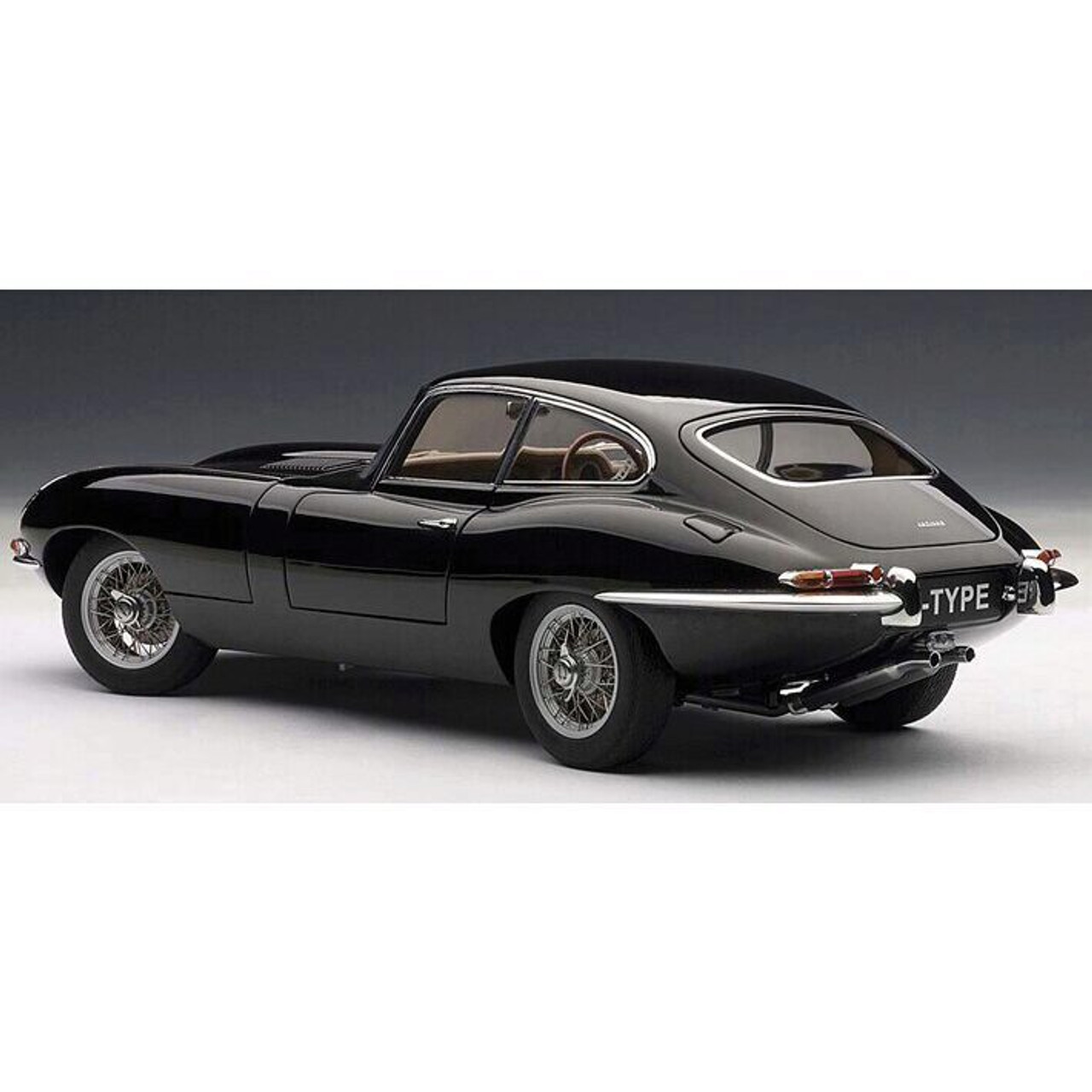 AUTOart 1/18 JAGUAR E-TYPE COUPE