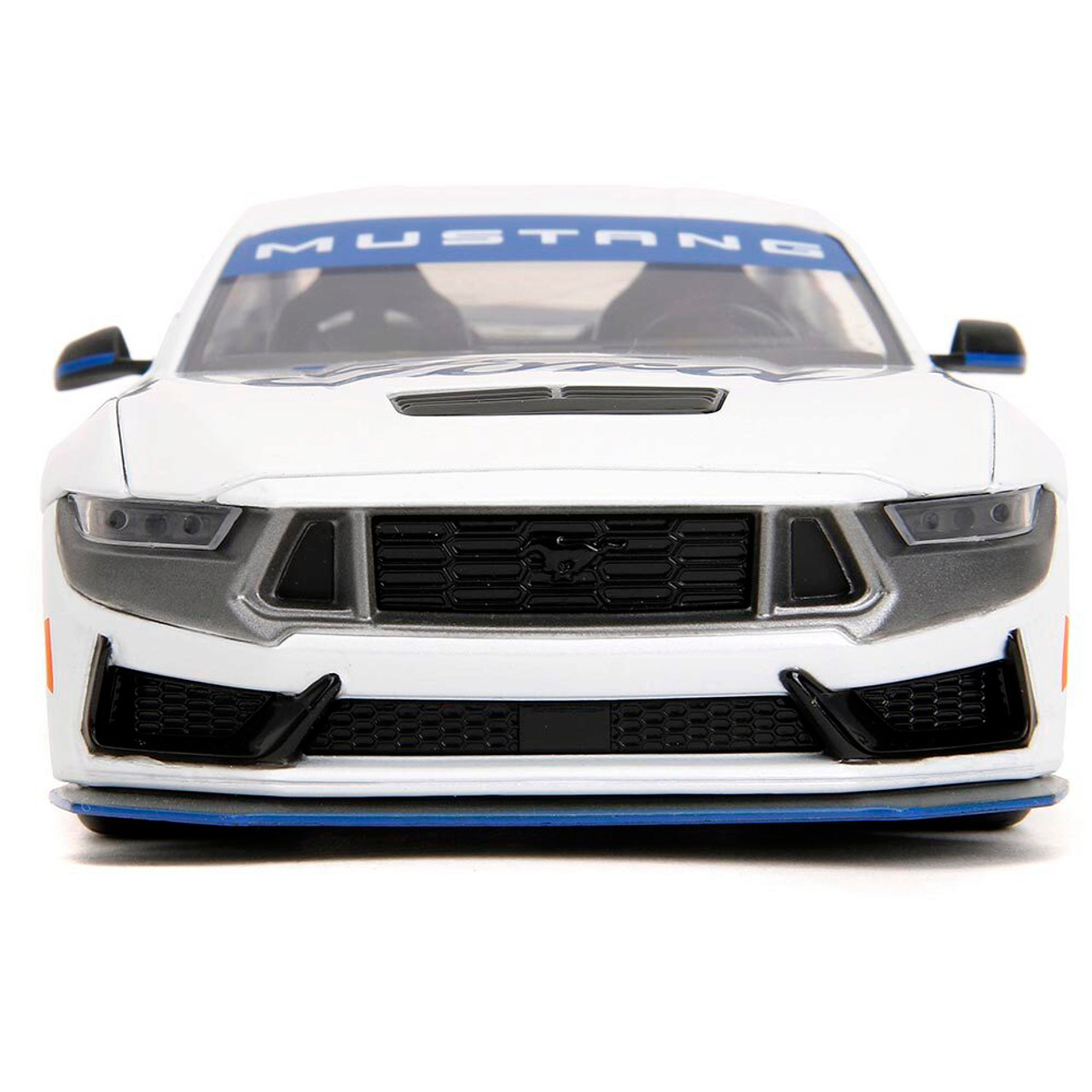 2024 Ford Mustang Dark Horse - Gloss White 1:24 Scale