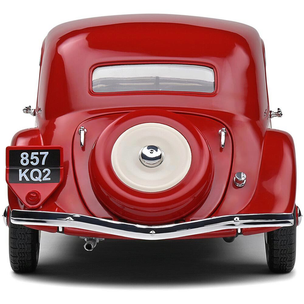 1937 Citroën Traction - Red 1:18 Scale | Collectable Diecast