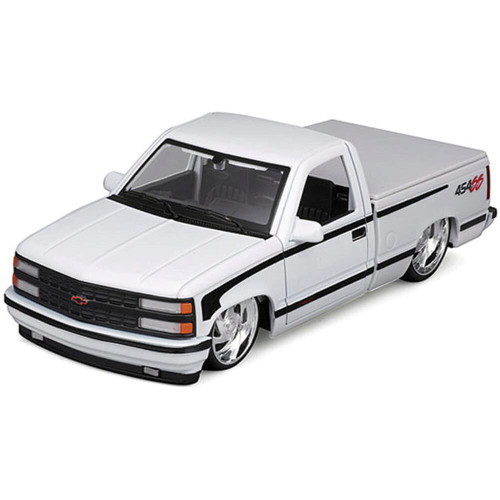 モーターマックス TL 1/24 '92 C-1500 454SS WHITE 1992 CHEVROLET 454 SS PICKUP TRUCK WHITE 1/24 DIECAST MODEL