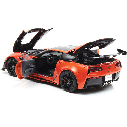 2019 Chevrolet Corvette ZR1 - Sebring Orange Tintcoat 1:18 Scale Alt Image 1