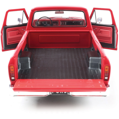 1974 Ford F-100 - Candy Apple Red 1:18 Scale Alt Image 6