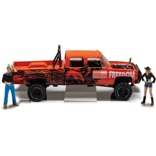 1973 Chevrolet Cheyenne Super 30 Freedom - Diorama 1:64 Scale Main Image