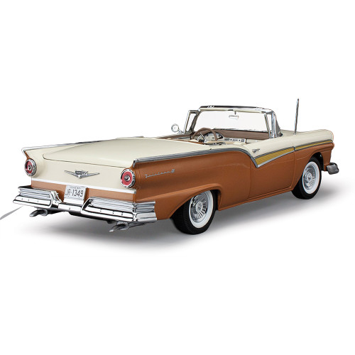 1957 Ford Fairlane 500 Skyliner - Doeskin Tan/Colonial White Alt Image 6