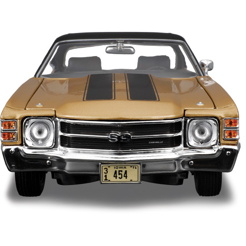 1971 Chevrolet Chevelle SS 454 - Gold 1:18 Scale Alt Image 3