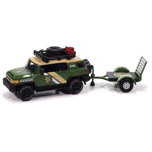 2014 Toyota FJ Cruiser w/Small Open Trailer - Forrest Green & Tan 1:64 Scale Main Image