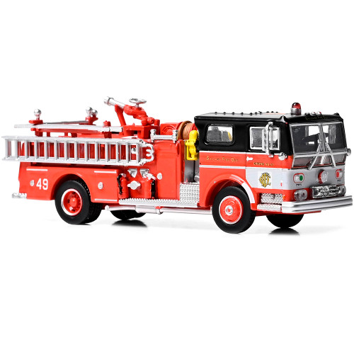 Ward LaFrance Fire Engine: Chicago Fire Department 1:87 Scale Main Image