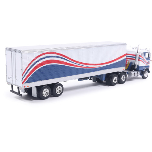 1976 Ford CL 9000 - Red/White/Blue & Vintage Trailer Alt Image 1
